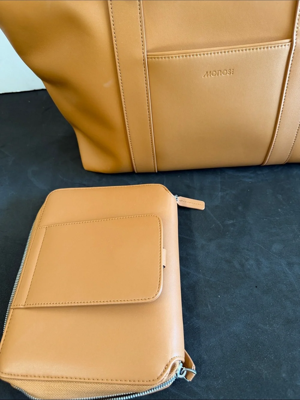 Monos tan leather